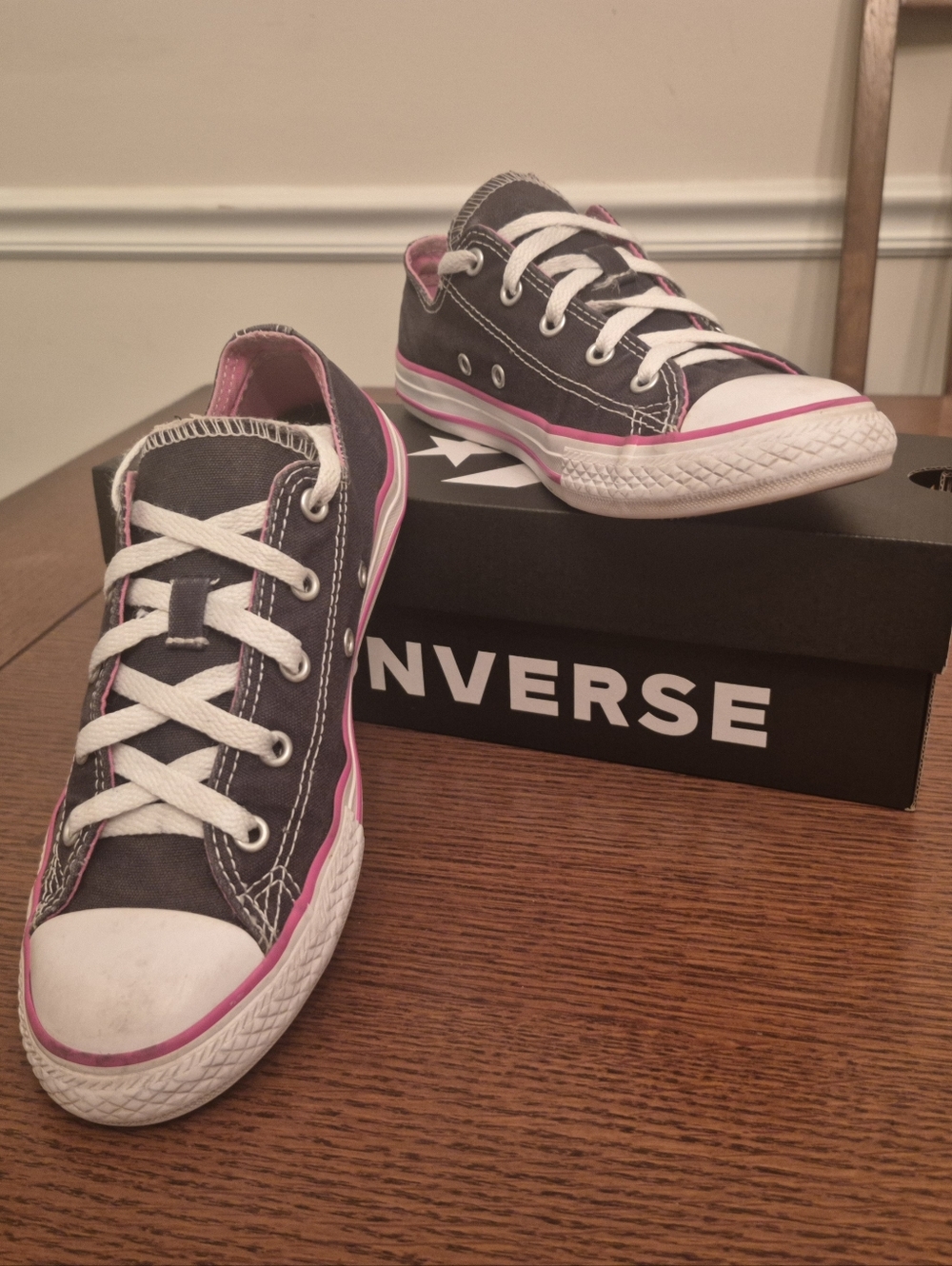 Converse Chuck Taylor All Star Double-Tongue Low tops | Size 4